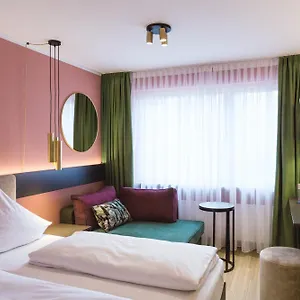 3* Otel Westend